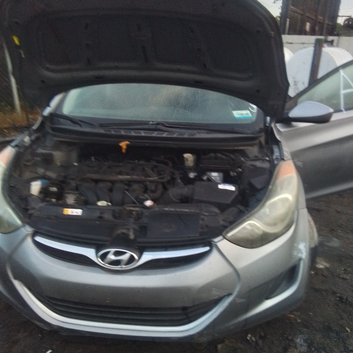 2012 Elantra
