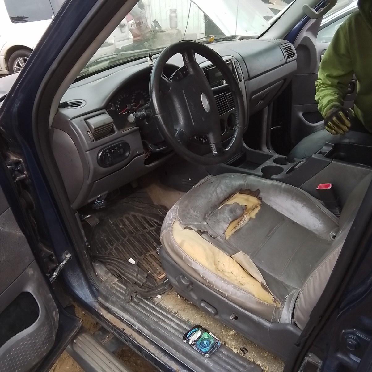 2004 Explorer